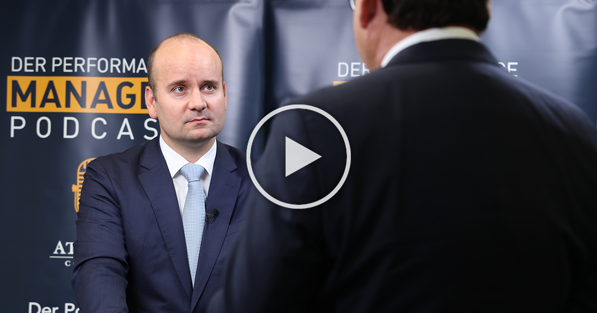 Digitalisierung im Zeitalter zunehmender Reglementierung – Christian Kalkhake im Gespräch_PLAYBUTTON_AtvisioTV Christian Kalkhake im Interview mit Peter Bluhm - ManCon 2023